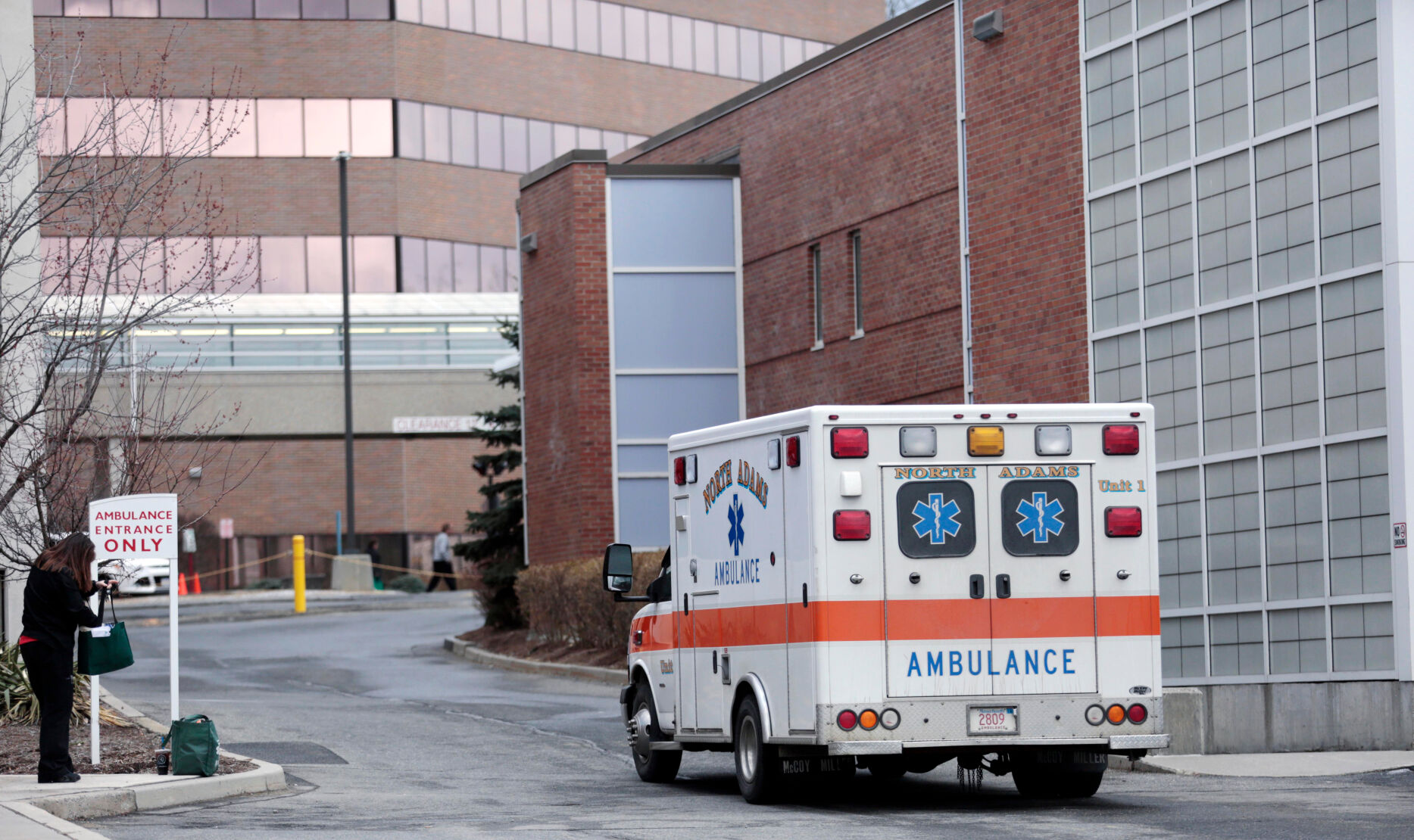 NA Ambulances in Pittsfield